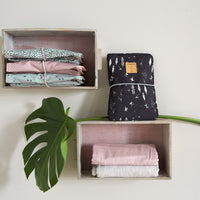 LÄSSIG Windeletui Floral Mint
