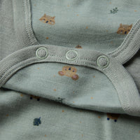 HUST & CLAIR Merinowolle-Bambusviskose  Langarm-Body Baloo Forest - Slate Green