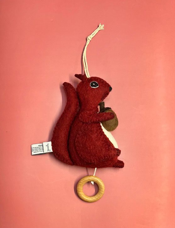 GAMCHA Spieluhr Eichhörnchen Rot