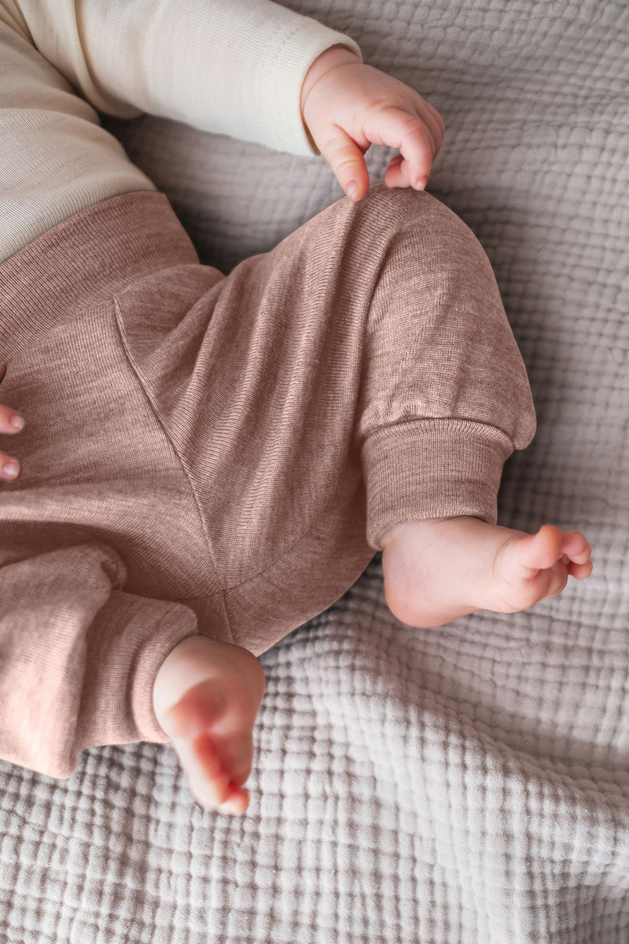 ENGEL NATUR Wolle-Seide Hose mit Nabelbund Dustyrose