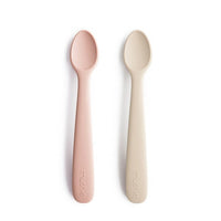 MUSHIE Silicone Spoons 2-pack - Blush/Shifting Sand