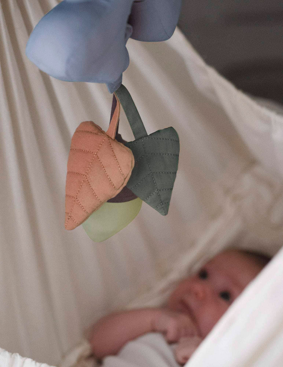 FILIBABBA  Kleeblatt Spieluhr Mobile - Powder Blue