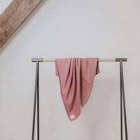 COSY ROOTS Strickdecke "Dusty Rose"